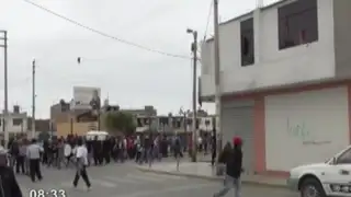 Huaura: familiares de joven asesinado por pandilleros atacaron comisaría como protesta
