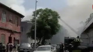 Chile: al menos 50 peruanos fueron afectados por pavoroso incendio