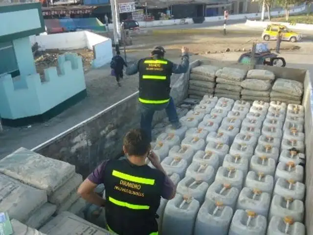 Policía Nacional incautó 600 kilos de insumos químicos en Ayacucho