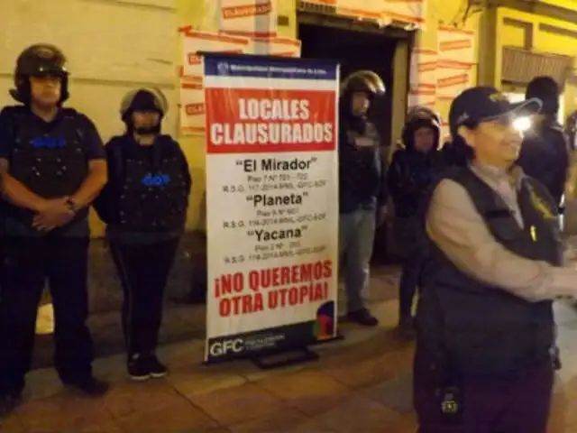 Municipalidad de Lima clausuró y tapió bares en el Centro Histórico