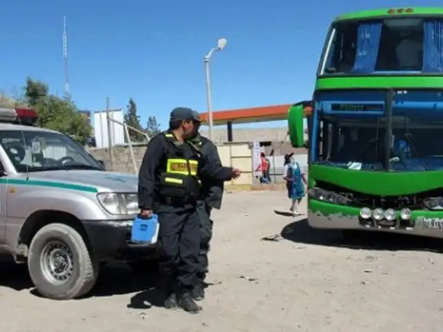 Delincuentes asaltan bus que transportaba escolares en Ayacucho
