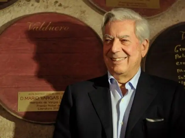 Mario Vargas Llosa inauguró biblioteca que lleva su nombre en Madrid