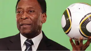 Tras superar dolencia, exfutbolista Pelé abandonó hoy el hospital
