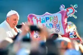 Papa Francisco celebró cumpleaños con baile de tango de miles de fieles