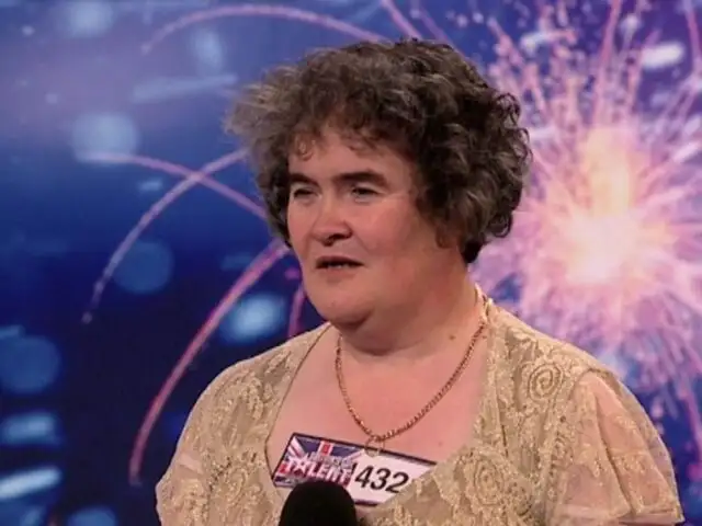 Cantante Susan Boyle consiguió su primer novio a los 53 años de edad
