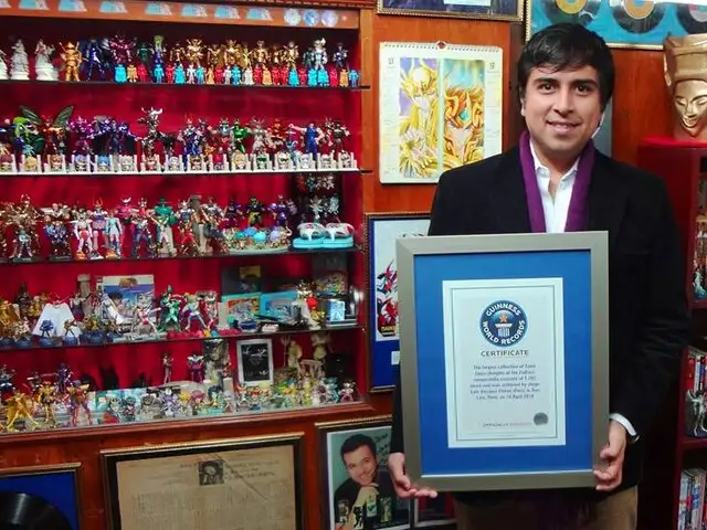 Creador de Saint Seiya felicita a peruano ganador de los Guinness World Records