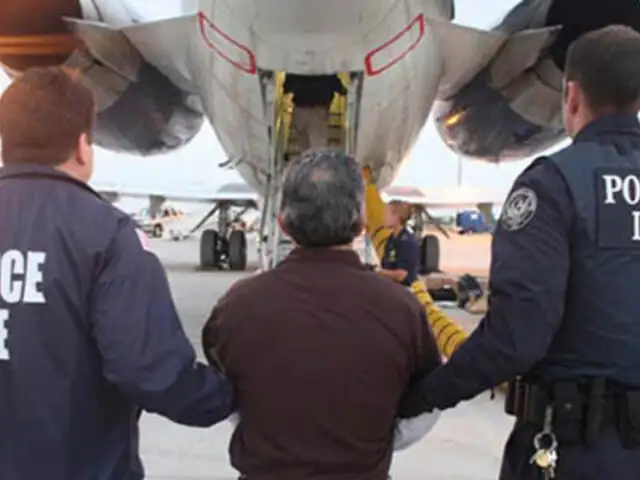 EEUU: inmigrantes son despojados de todas sus pertenencias antes de ser deportados