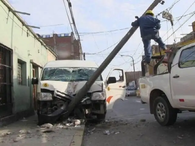 Alcalde de Huaral sufre aparatoso accidente de tránsito y sale ileso