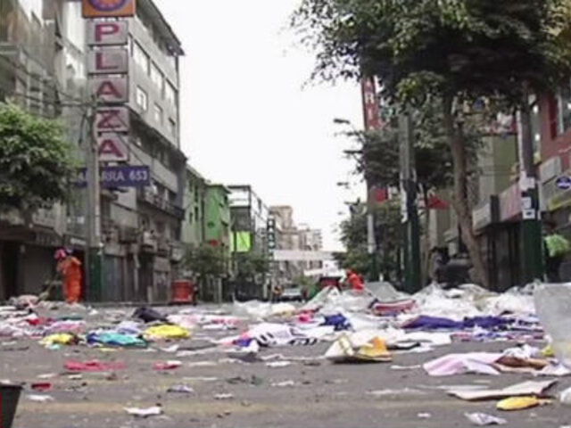 Calles de La Victoria amanecieron con cerros de...