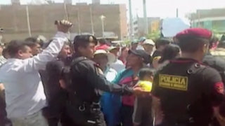 Cañete: vecinos toman gobernación por dos personas baleadas en enfrentamiento