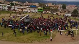 Comuneros de Bambamarca rodearon helicóptero de comitiva de Ollanta Humala