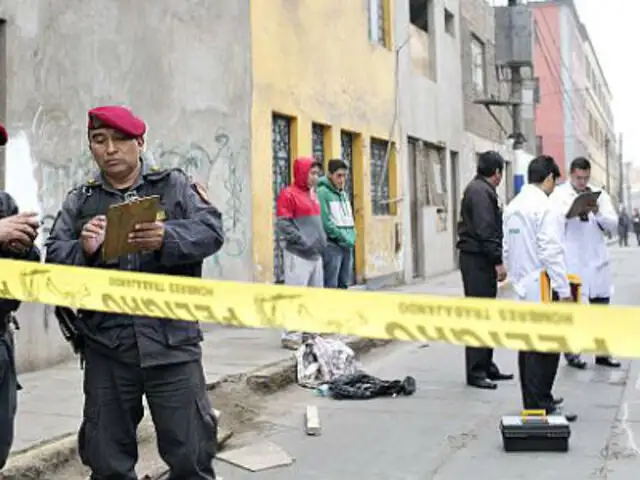Breña: Policía se enfrenta a balazos con banda de delincuentes