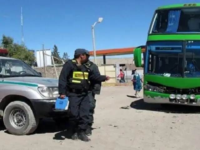 Huaral: delincuentes asaltaron a pasajeros de bus en plena carretera