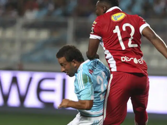 Sporting Cristal igualó 2-2 con LDU en la 'Noche de la Raza Celeste'