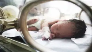 INSÓLITO: En China nace una bebé embarazada de gemelos