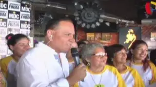 El candidato farandulero: Mauricio Diez Canseco presenta a las ‘Chicas adoradas’