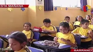 Miles de escolares iniciaron las clases en colegios particulares de Lima