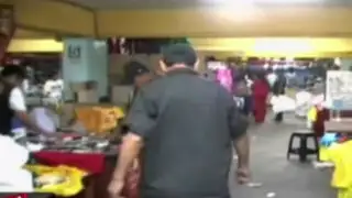 Allanan centro de venta de celulares y laptops robadas en Cercado de Lima