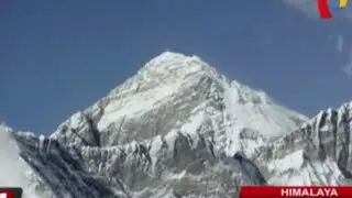Graban espectaculares imágenes del monte Everest en Himalaya