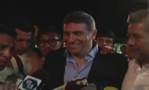 Luis Fernando Suárez llegó a Lima: DT de la 'U' debutaría la próxima semana