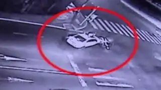 Taxista arrolla a motociclista en Santa Beatriz