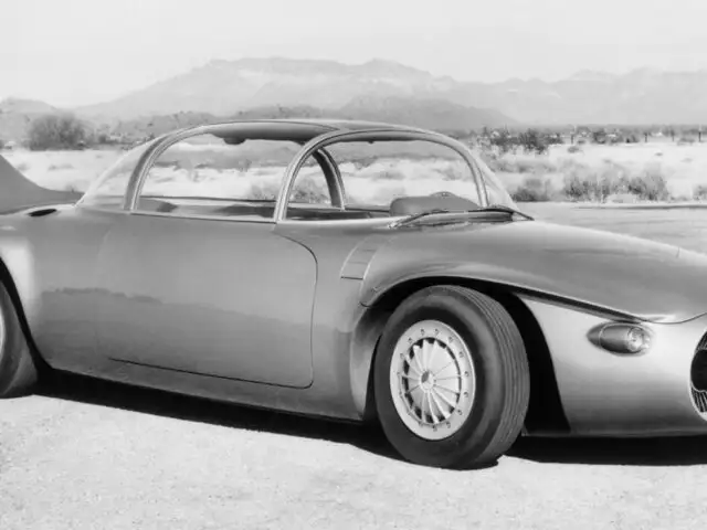 Espectaculares autos futuristas que nunca tuvieron éxito