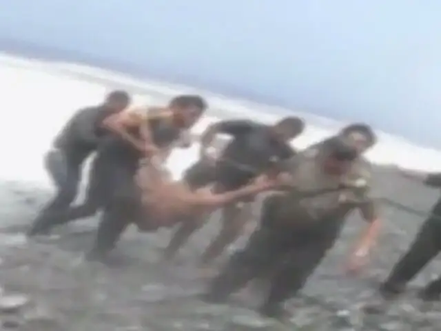 Rescatan a pareja de jóvenes que estuvo a punto de ahogarse en San Miguel