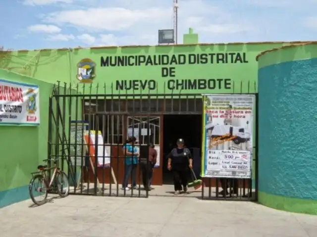 Trabajadores del municipio de Nuevo Chimbote acatan paro contra alcalde
