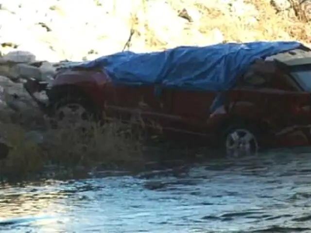 EEUU: bebé sobrevive 13 horas al interior de auto que cayó a río