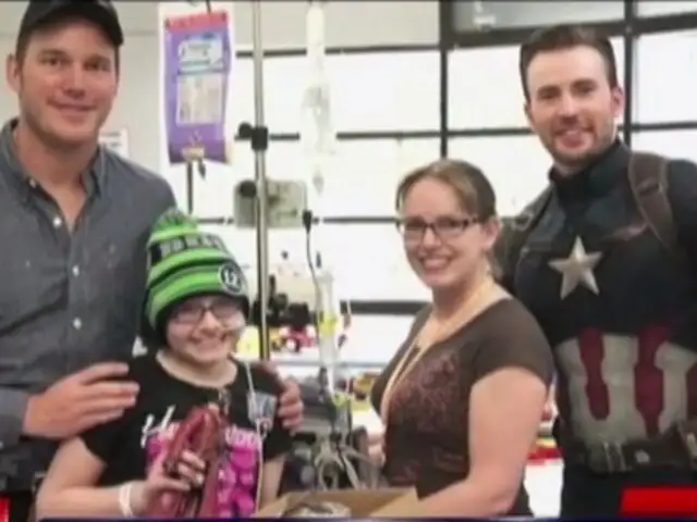Chris Evans se vistió del Capitán América para visitar hospital de niños en EEUU