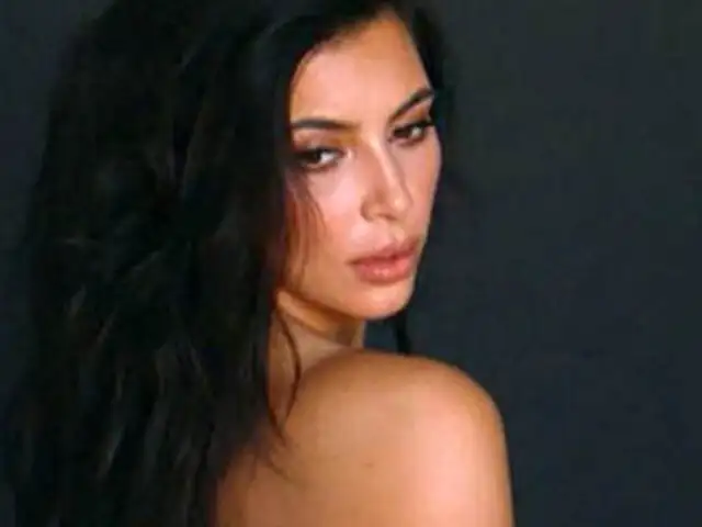 FOTOS: modelo Kim Kardashian promociona desnuda su nuevo reality show