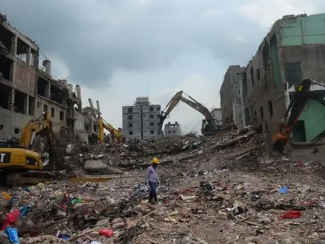 Derrumbe en fábrica deja siete muertos y 53 heridos en Bangladesh