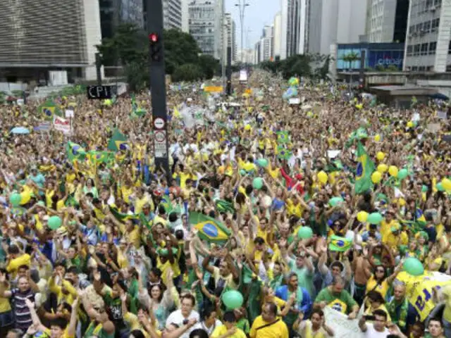 Brasil: un millón y medio salieron a las calles para protestar contra Dilma Rousseff