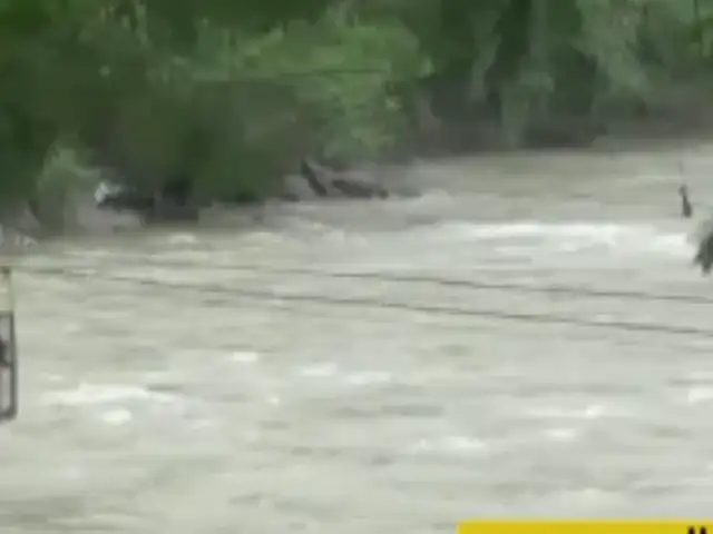 Junín: varias personas quedan atrapadas en huaro al intentar cruzar río