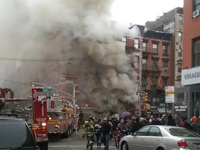 Explosión provoca derrumbe de un edificio en Nueva York
