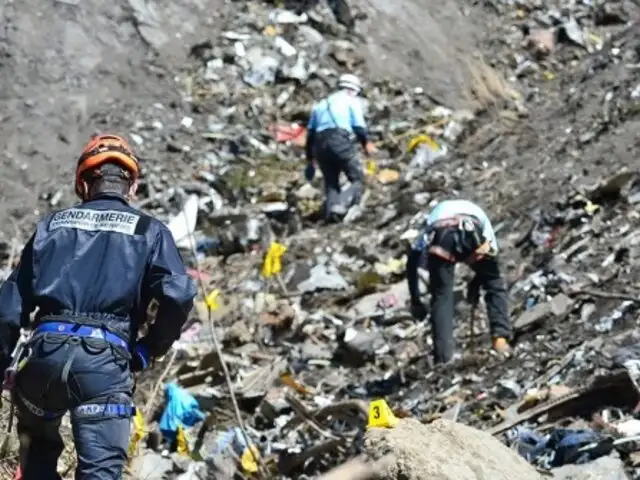 Estiman que identificación de víctimas de Germanwings tardaría cuatro meses