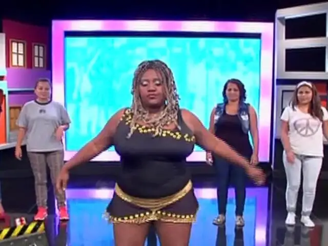 La Batería: la carismática ‘Negra Petróleo’ enseña a bailar el ‘Mi chilala’