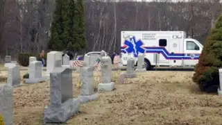 Pensilvania : hombre muere aplastado por lápida de su suegra