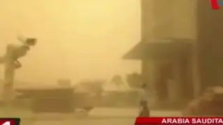 Impresionante tormenta de arena sorprendió a cientos de personas en Arabia Saudita