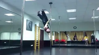 VIDEO : Den Romanov, el gimnasta que ‘camina en el aire’