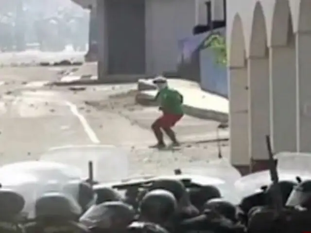Arequipa: dos muertos tras bloqueos y enfrentamientos en primer día de paro regional