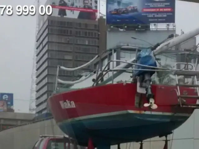 WhatsApp: bote de pesca es trasladado por vía Javier Prado