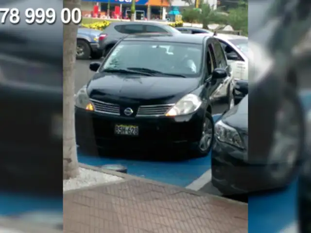 WhatsApp: taxista se estaciona en zona para discapacitados en óvalo Miraflores