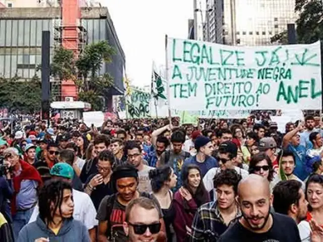 Miles de personas marcharon por la legalización de la marihuana en Brasil