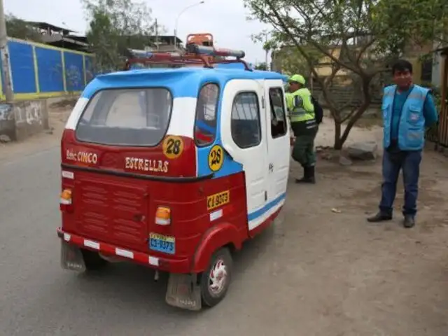 Delincuentes roban mototaxi dentro de una vivienda en Chincha