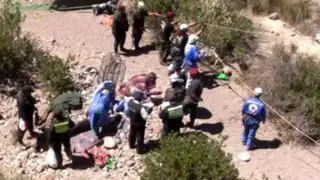 Cusco: 11 muertos y decenas de desaparecidos deja caída de camión a laguna