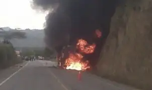 Grupo 5 salva de morir tras incendiarse su bus en Chiclayo