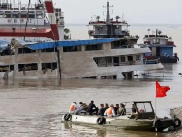 Asciende a 396 el número de muertos por naufragio de crucero en China