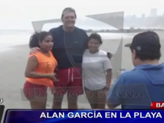 Imágenes exclusivas: Expresidente Alan García se dio un chapuzón en playa barranquina