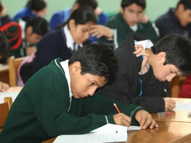 Proponen que quechua se enseñe en colegios estatales y privados del país